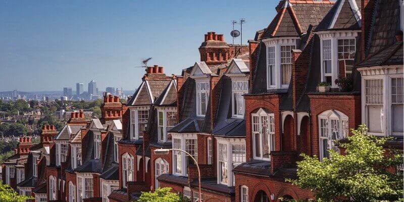 Image of UK houses overlooking London