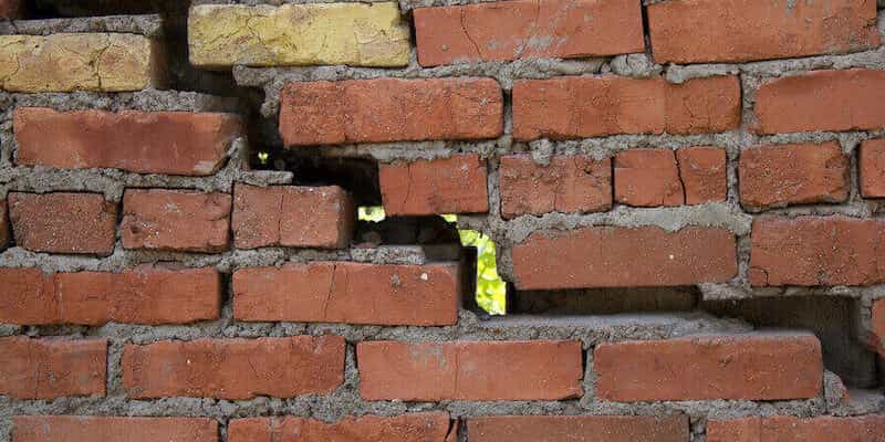 Selling a house with subsidence by auction... From 9,000 miles away! Main Image